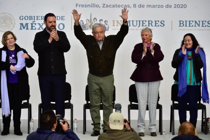 “No a separación de hombres y mujeres”:&nbsp;AMLO