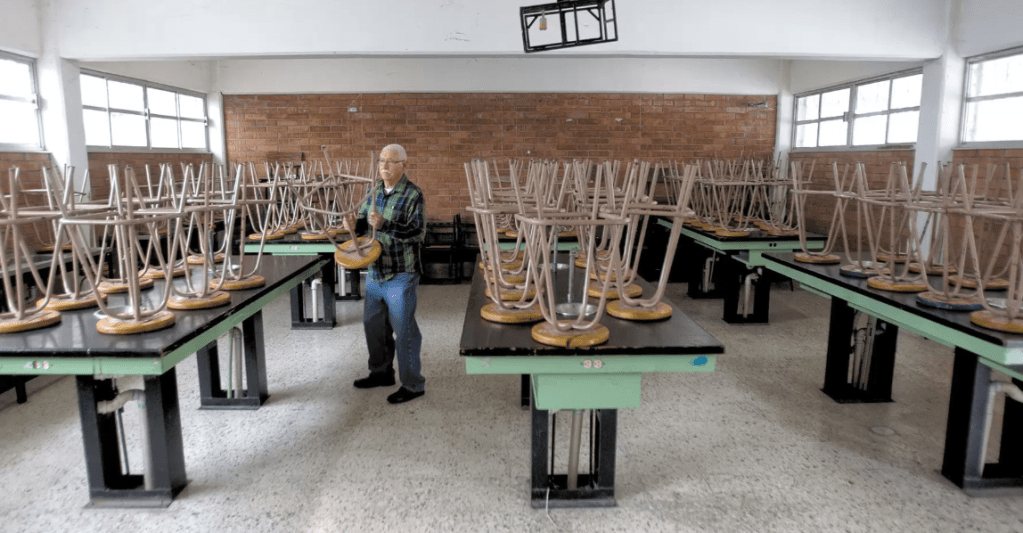 Sociedad mexicana se adelanta y toma medidas contra&nbsp;COVID-19