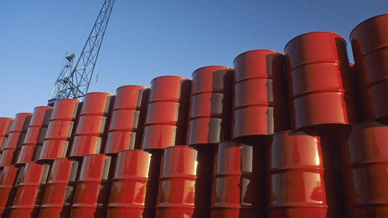 Precios del petróleo se desploman casi 30%; su mayor caída desde la Guerra del&nbsp;Golfo