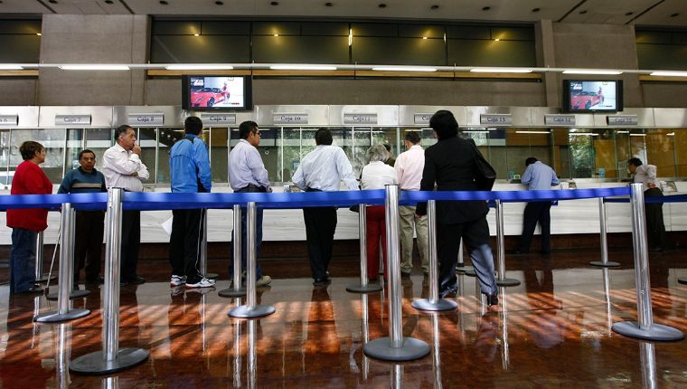 Más de 3 millones de clientes de 6 bancos piden aplazar pagos por el&nbsp;Covid-19