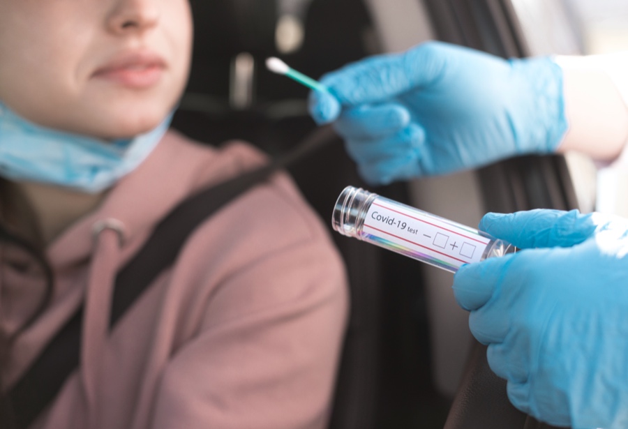 Considera las implicaciones legales de aplicar pruebas Covid-19 al&nbsp;personal