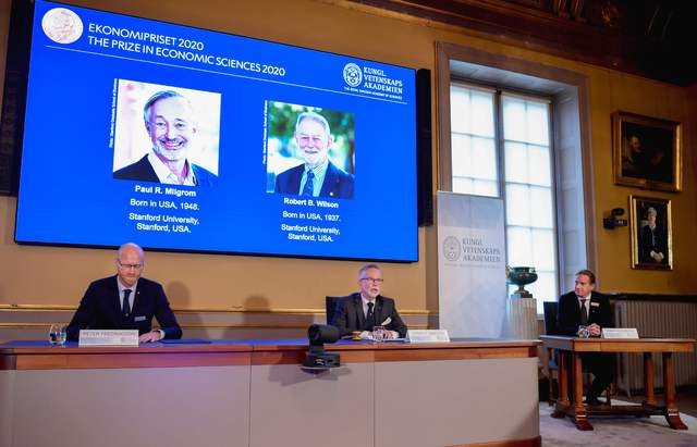Precursores de la teoría de subastas ganan el Nobel de&nbsp;Economía
