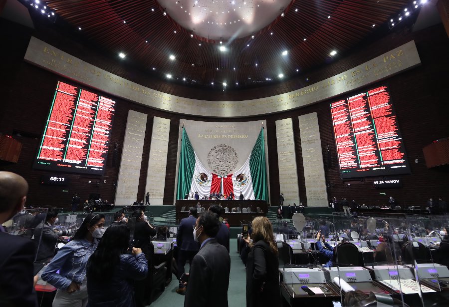 Diputados recortan nuevamente los salarios de los organismos&nbsp;autónomos