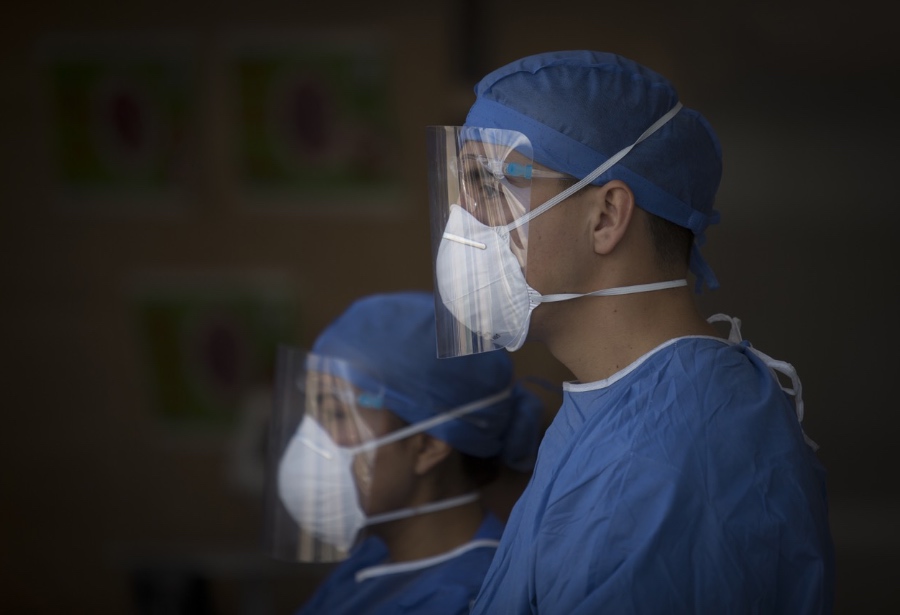 Depresión, la otra pandemia que ataca al personal de salud dedicado a&nbsp;covid-19