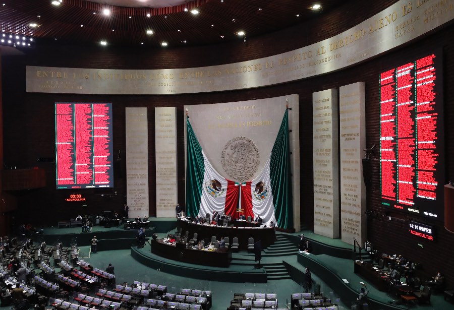 Diputados ahora van por regulación del home office para funcionarios&nbsp;públicos