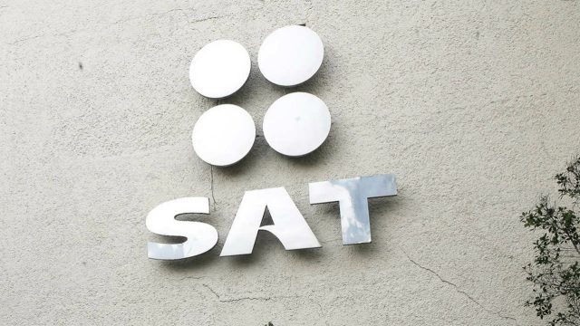 ¿No te ha llegado la devolución de impuestos del SAT? Esto te&nbsp;interesa