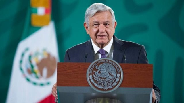 AMLO dice que su gobierno está sirviendo a lo trabajadores de&nbsp;México