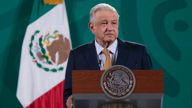Consulta contra expresidentes, para que no se sientan absolutos:&nbsp;AMLO