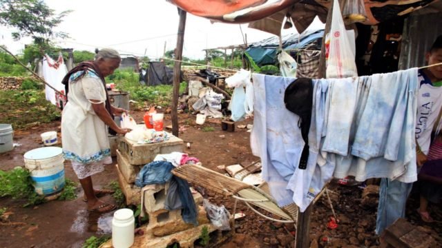 Descalifica AMLO medición de Coneval sobre aumento de la&nbsp;pobreza