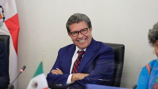 Me mantengo como coordinador; si no, que revoquen mi mandato:&nbsp;Monreal