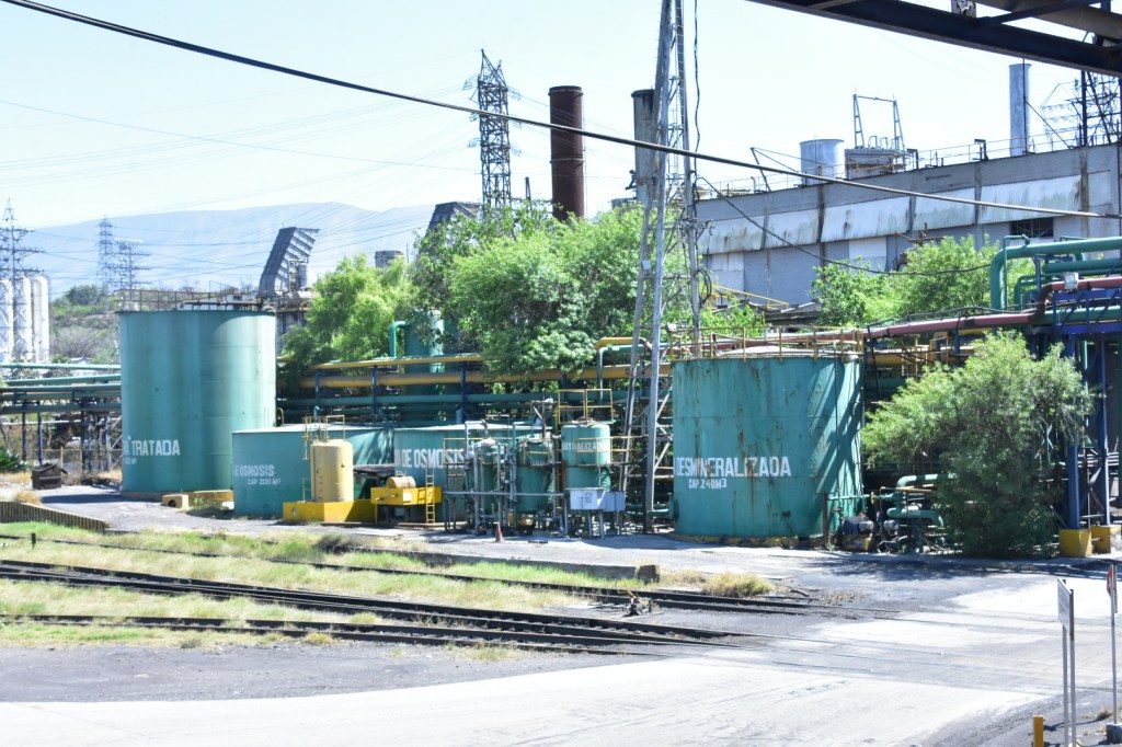 Trabajadores de Altos Hornos de México, sin fecha para cobrar su sueldo&nbsp;pendiente