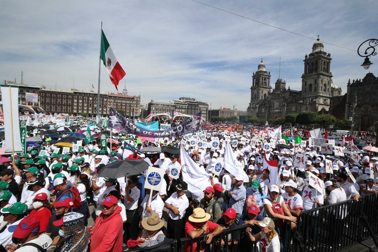 Trabajadores exigen eliminación de UMA para pago de&nbsp;pensiones
