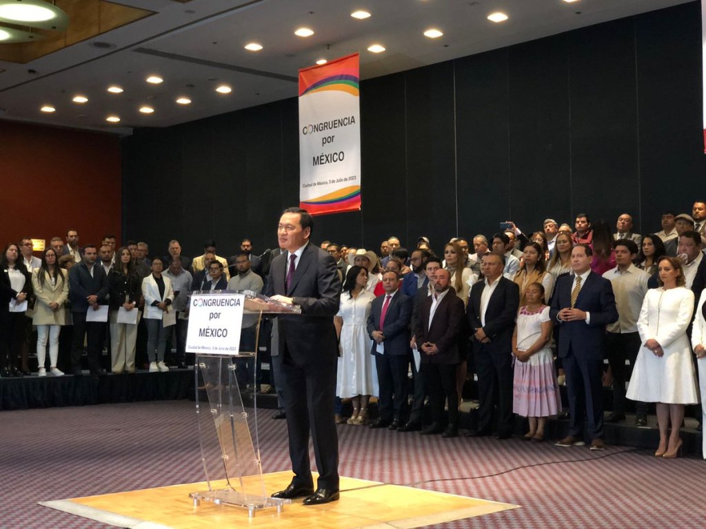 Senadores renuncian al partido junto a Osorio&nbsp;Chong