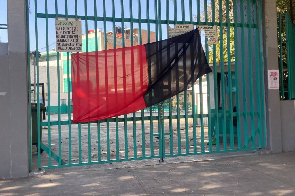 Finalizan manifestaciones de trabajadores del Colegio de&nbsp;Bachilleres