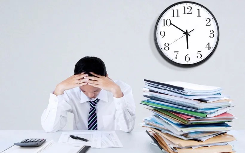 La OIT reitera que las jornadas laborales largas son el factor de riesgo más letal para los&nbsp;trabajadores