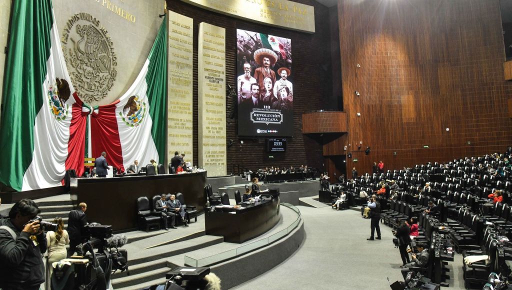 Buscan reelegirse 471 diputados&nbsp;federales